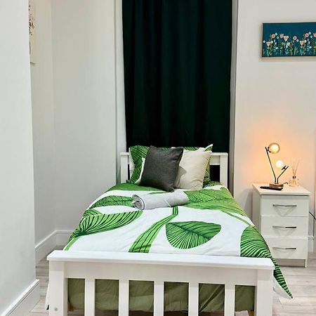 Guest&Rest Elite 1 Appartement Londen Buitenkant foto